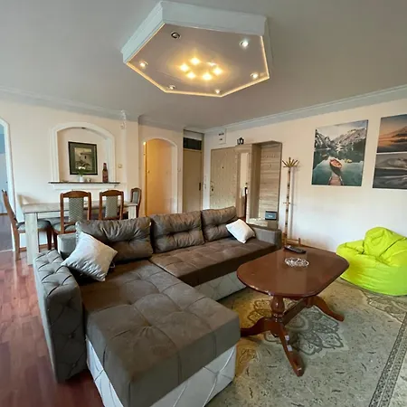 Lv #2 Apartment Belgrade