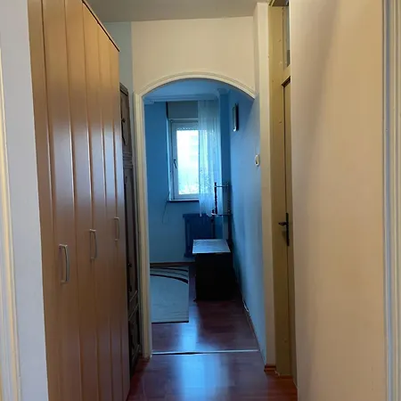 Lv #2 Apartment *